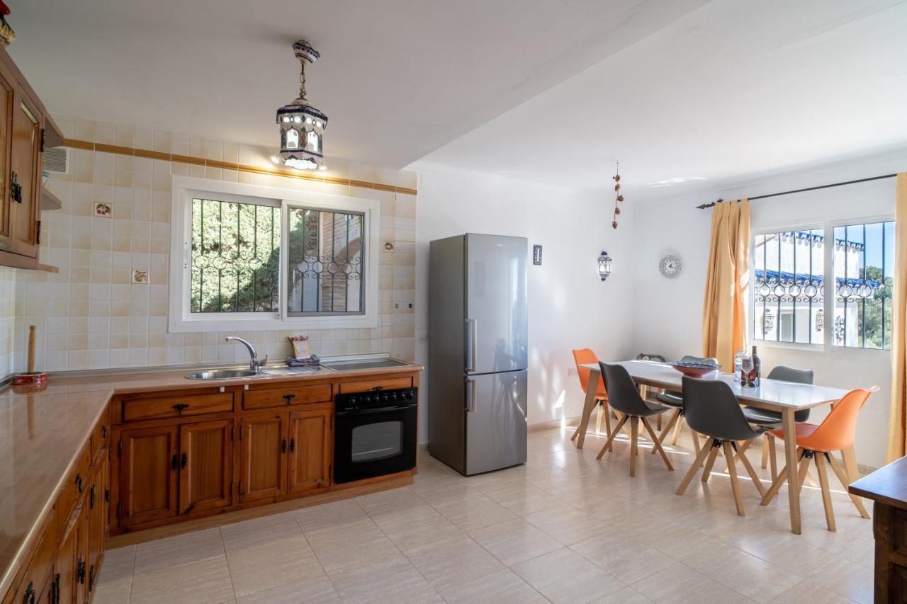 Villa Isabel Private Pool Casasol Nerja Buitenkant foto